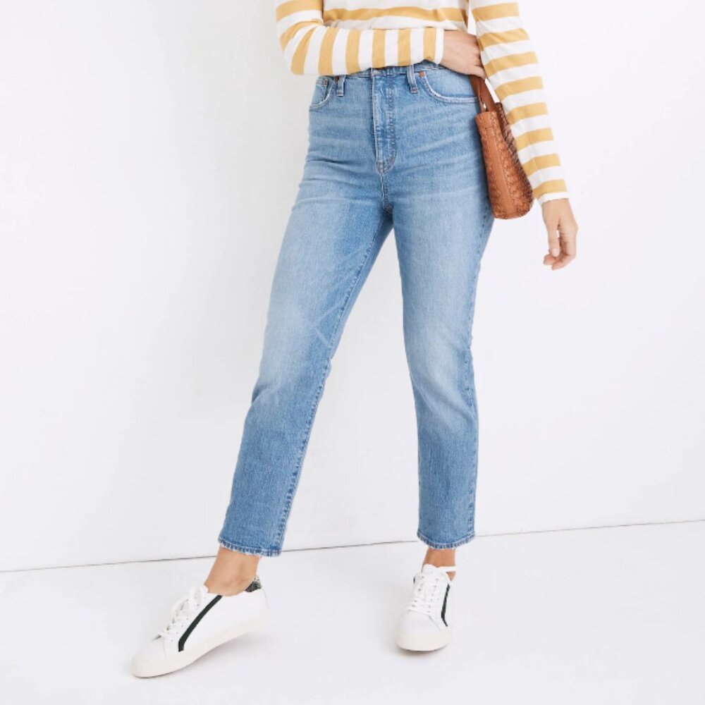 Madewell Classic Straight Jeans - Light Wash